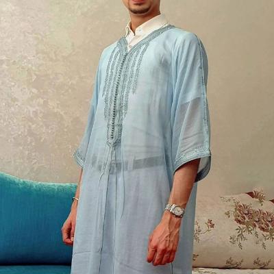 China Anti-wrinkle 2021 Middle East style ethnic newcomer cotton shirt men's casual muslim summer loose plus size casual long dress Islamic clothing for sale