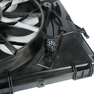 Chine ventilateur de condensateur du radiateur 300W pour la fan de refroidissement à l'air de BMW X1 E84 avec la module de commande de brosse 17427563259 à vendre