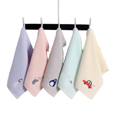 China Pure Color Embroidered Face Towel Child Safe Cotton Plain Cartoon Muslin Baby Towel Baby Towel for sale