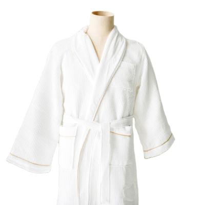 China Thermal Super Soft 100% Flannel Bathrobe For Ladies Luxury Spa Bathrobe for sale