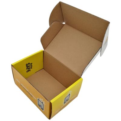 China Recycled Materials OEM Box Packaging Cardboard Custom Paper Corrugated Box for sale