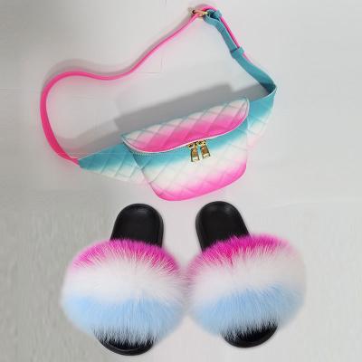 China Low Price Lightweight Wholesale Fashion Female One-shoulder Messenger Bag Multicolor Fur Slippers Set for sale