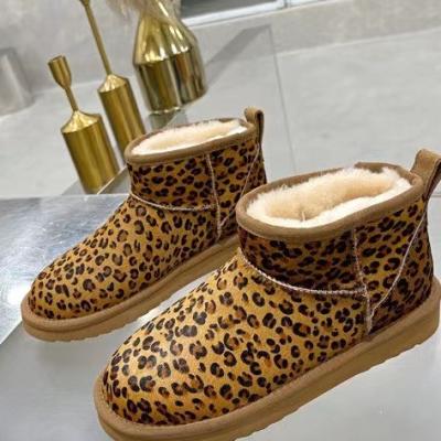 China 2021 New Fashion Lightweight Women Boots Real Fur Wool Winter Shoes Leopard Boots for sale