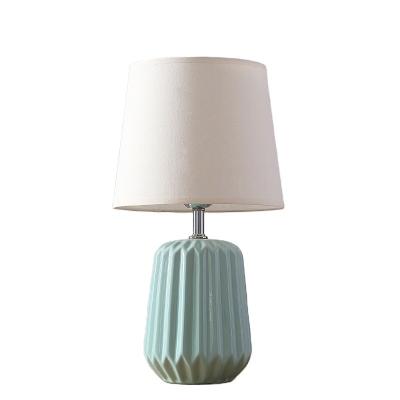 China Wholesale Modern Ceramic Lamp Table Lamp Modern Design Bedside Lamp for sale