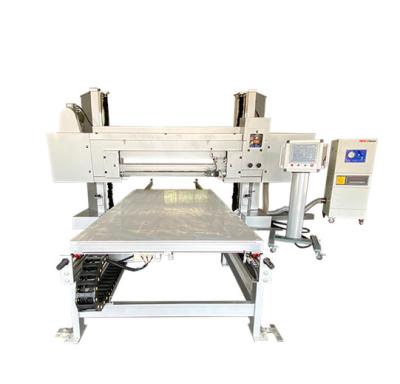 China CNC-schuimsnijmachine Hoogwaardige automatische CNC-platte snijmachine Te koop