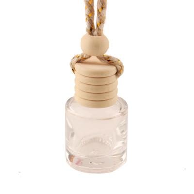 China 8ml Car Cosmetic Empty Perfume Car Air Freshener Hanging Perfume Diffuser Bottle With Wooden CapPopular for sale