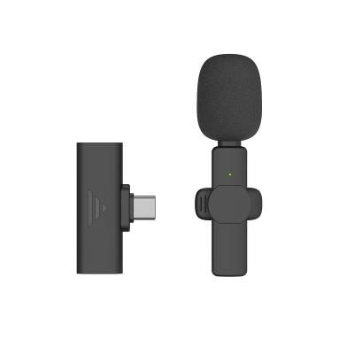 China Convenient and convenient universal microphone no noise floor mobile phone live broadcast video equipment wireless lavalier microphone for sale