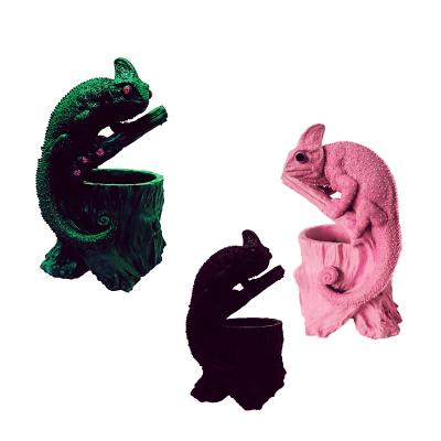 China Europe and the United States customize your colors home sculpt creative supply items resin lizard statues for home decoration crafts for sale