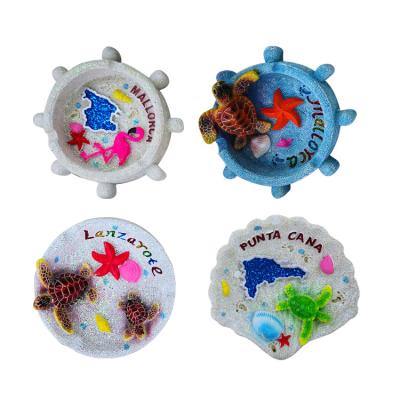 China Hot Sale Resin Hand Painting Souvenir Gifts Polyresin Resin Flamingo Turtle Iguana Cigarette Ashtray Customized for sale