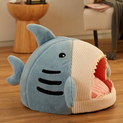 China Netflix Stocked Shark Modeling Sleeping Dragon Modeling Cat Litter Closed Cat Bed Cat House Kitten Dog Universal Four-Season Garbage for sale