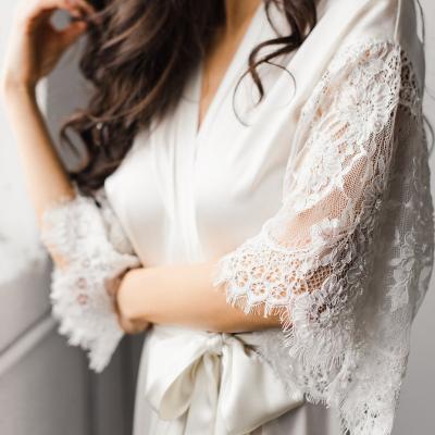 China Beta White High Quality Breathable Satin Robe With Lace Ladies Satin Boudoir Pajamas Lace Up Trim Pajamas Ladies Silk Simple Bridesmaid Robe for sale