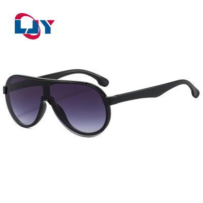 China High quality 1860 made PC custom high fashion multiple color men and women cheap promotional sunglasses for sale