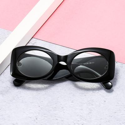 China 9112 New Hot Thick Temple Women Comfortable Flat Lightweight Glasses Frame Round PC Glasses for sale