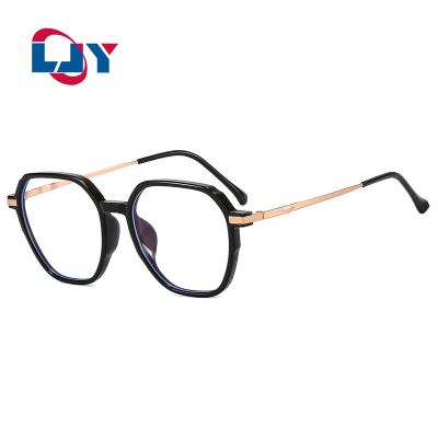 China New Design TR90 Metal Fashion Comfortable 7019 Blue Light Glasses Women Set Eye Wear Glasses Frames Frames Glass Men for sale