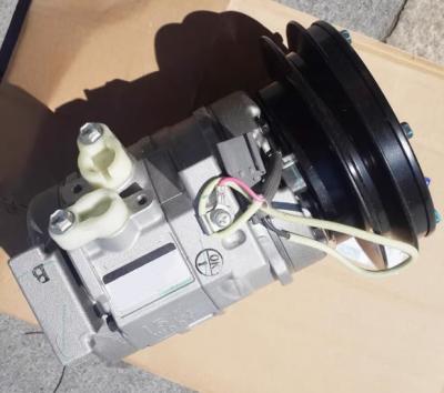 China Air Conditioning Compressor PC200-8/240-8MO/360-8/360-7 For Excavator 67865 for sale