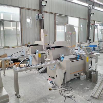 Cina fresatrice di alluminio di CNC di 3 assi di 500mm per il profilo di alluminio in vendita