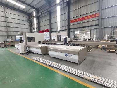 China Industrielle Aluminiumschnittmitte 550 Sägeblatt CNC für Zwischenwand mit 45 und 90 Schneidewinkel zu verkaufen