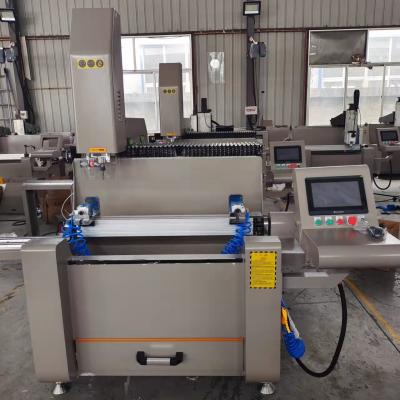 China Hohe Präzision CNC-Bohrungs-Fräsmaschine für Aluminiumprofil CNC-Kopien-Router für Aluminium zu verkaufen