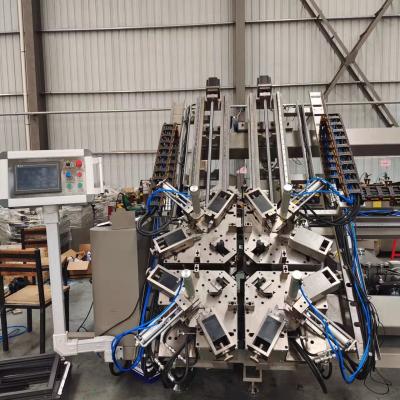 Chine Machine de combinaison de coin à 4 têtes pour fenêtres et portes en aluminium à vendre