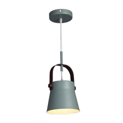 China Nordic Green Industrial Farmhouse Style Pendant Light 2021 Modern Wholesale Indoor Kitchen Island Lamp for sale