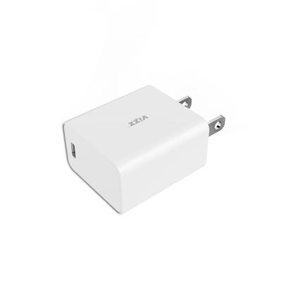 China new products 18W PD type-c fast charging station portable charger home plug for sale