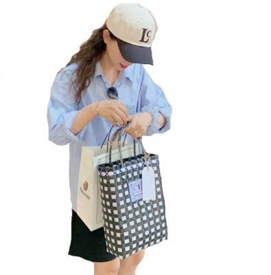 China Fashion\Wholesale Fashion Comfortable\Durable Vintage Lady Clutch Tote Clip Shoulder Round Rattan Women Handbags Straw Beach Bags Straw Pocket Bag for sale