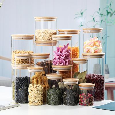 Chine 250ml-2l Capacity hight borosilicate spice hermetic food container wholesale glass mason jar storage Bottle with bamboo lid à vendre