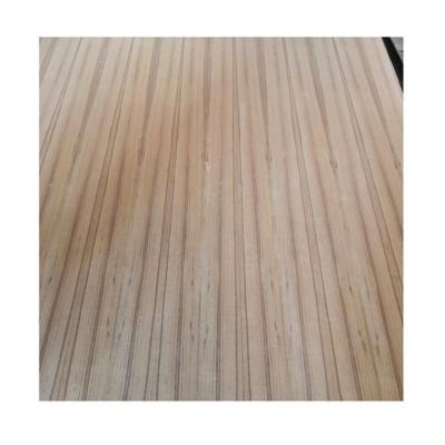 China Low Price Moisture Proof The Most Valuable Wooden Door MDF Wood Panel With Groove Design for sale