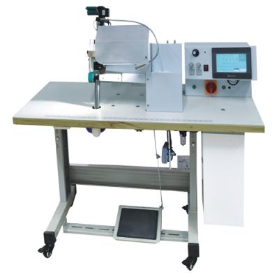 China Factory Seamless Apparel Applicator Sewing Machine Computer Type (Manufacturer Direct Sales) for sale