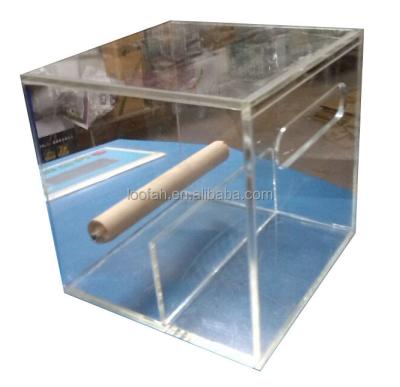 China Viable Bird Feeder Acrylic Bird Accessories for sale