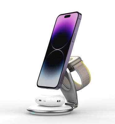 Cina 3In1 Magnetic Wireless Charging Stand con caricabatterie veloci da 15W e logo personalizzato in vendita