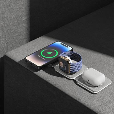 China Direct Fabric Magnetic 3 In 1 Wireless Charging Station 15W With Customized Logo for sale