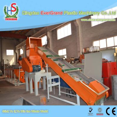 China Screw Loader PE Recycling Machine for PP / PE Film Bags Crushing Washing for sale