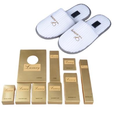 China Eco Friendly Customized 15PCS Hotel Amenities Set Hotel Supplies YKL-ycx004 for sale