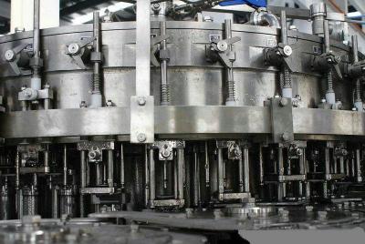 China De spuitwater Sprankelende Volledige Automatische 4KW Macht van de Drank Vullende Machine Te koop