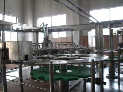 China Fruchtsaft-Füllmaschine für HAUSTIER/Plastikflasche, automatische flüssige füllende Linie zu verkaufen