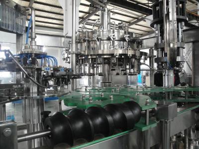 China PLC Controle Elektrische Alcohol het Vullen Machine voor Vat en Fles 12000BPH Te koop