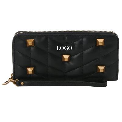 China Waterproof Women's Black Wallet With Zipper for sale