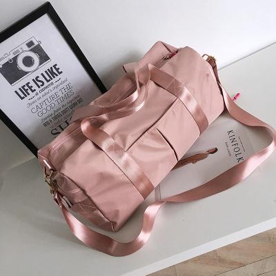 China Fashion Girl Pink Color Duffle Bag Fashion Outdoor Sport Foldable Bag for sale