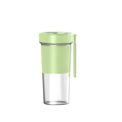 China Portable Hotel USB Kitchen Life Blender Blender Juicer Hand Blender Household Mini Blenders for sale