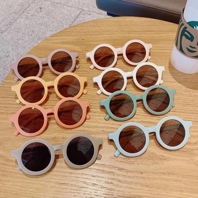 China Kids Glass Kids Around Retro Ttrend Frame Cartoon Sunglasses Boys Sun Glasses Kids Shatterproof Baby Shades for sale