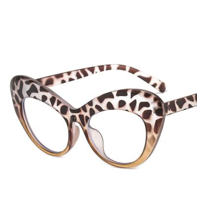 China For Reading Glasses Glass Frame Women New Vintage Oversize Anti Blue Light Glasses Style Clear Glass Cat Eye Eyeglass for sale