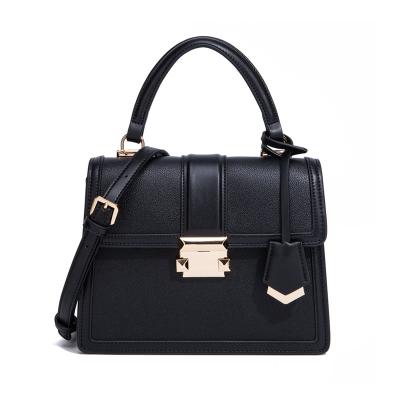 China 2022 New Fashion Water Resistant Small Niche Bag Female Sense Portable High End Handbag Square Bag for sale