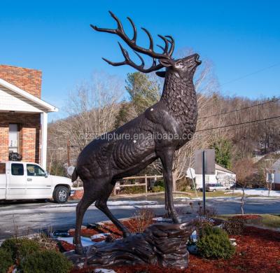 China China Large Deer Elk Outdoor Custom Animal Sculpture Brass Bronze Reindeer Life Size Animal Statue for sale