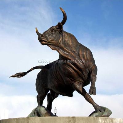 China Europe Outdoor Decoration Life Size Bronze Sculpture Bison Bull Animal Garden Statue For Sale for sale