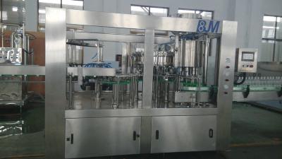 中国 ペットびんによって炭酸塩化される飲み物の充填機、炭酸水・のびん詰めにする工場設備 販売のため