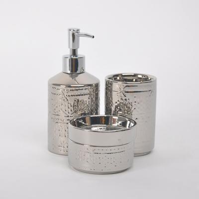 China Viable Home Decor Luxury Silver Plated Bathroom Set Accessory With Soap Bottle Tumbler Double Soap Dish for sale