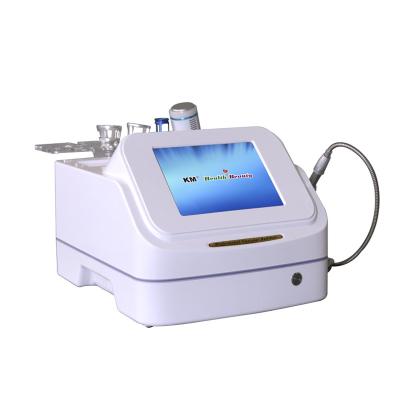 China Máquina de Laser de Diodo Branco Portátil de 980nm Máquina de Laser Médica de Fungo de Unhas à venda