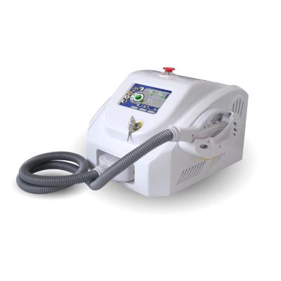 Chine Machine laser IPL OPT professionnelle pour l' épilation / le rajeunissement de la peau à vendre