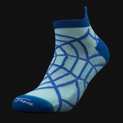 China Good Quality Breathable Custom Design Ankle Nylon Boneless Athletic Boneless Men's Suture Sport Socks for sale